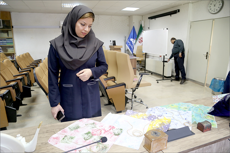 برگزاری نمایشگاه " نقاشی روی پارچه " در منطقه فارس 18