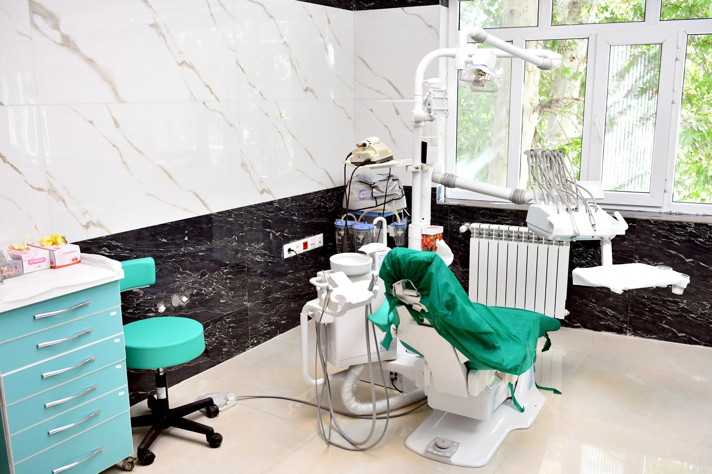 دندانپزشکی کرج 7