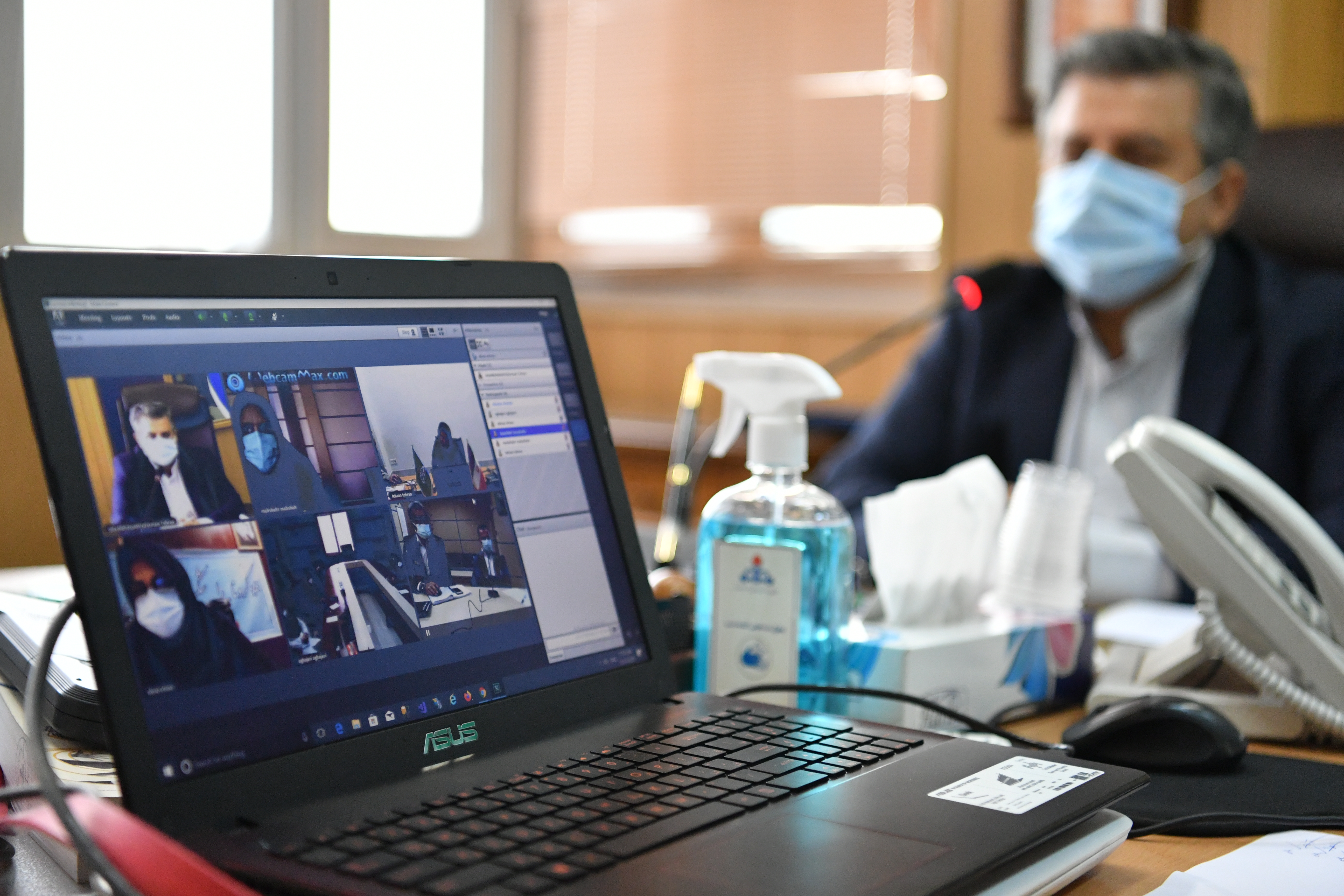 دیدار با مترون ها 2