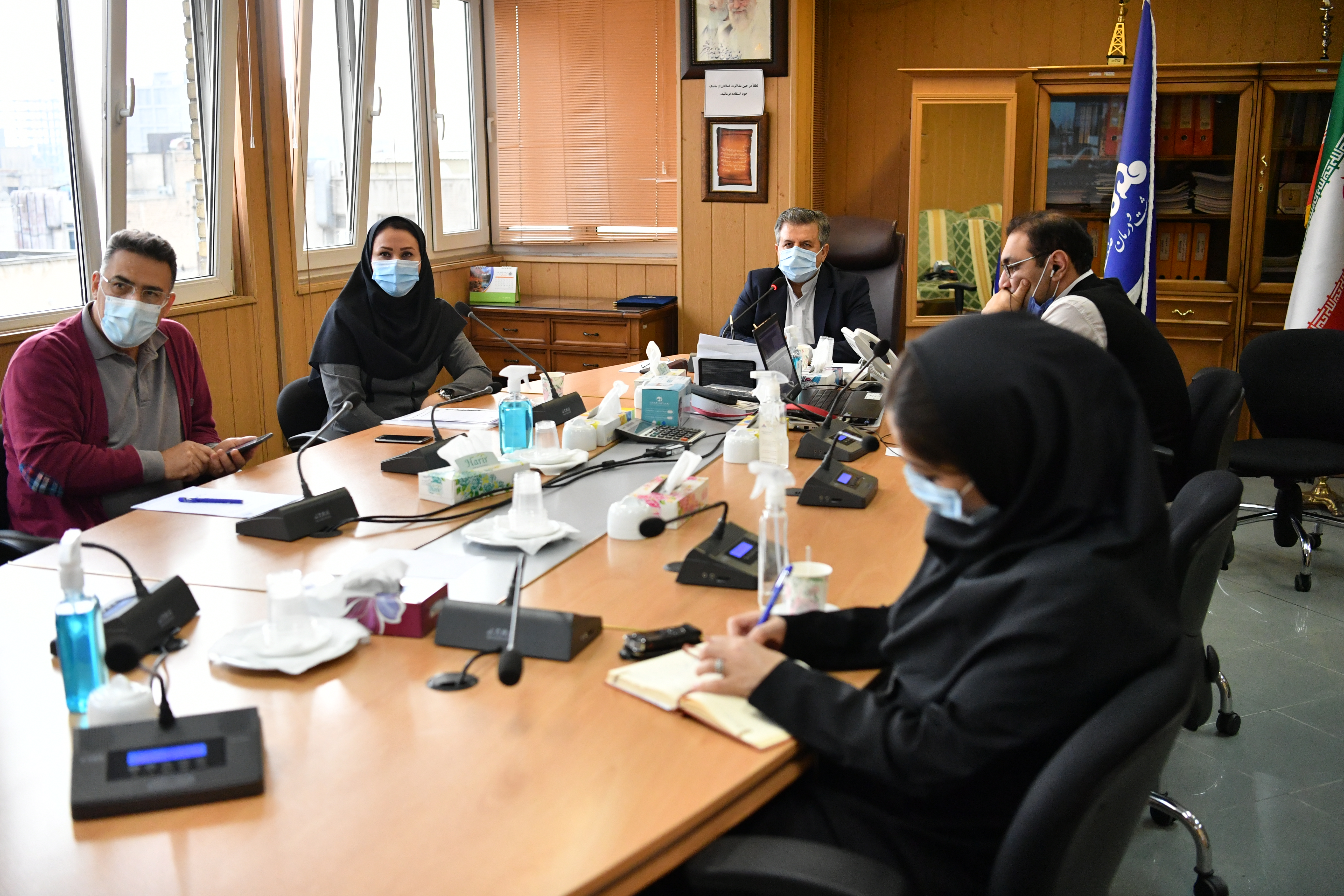 دیدار با مترون ها 4