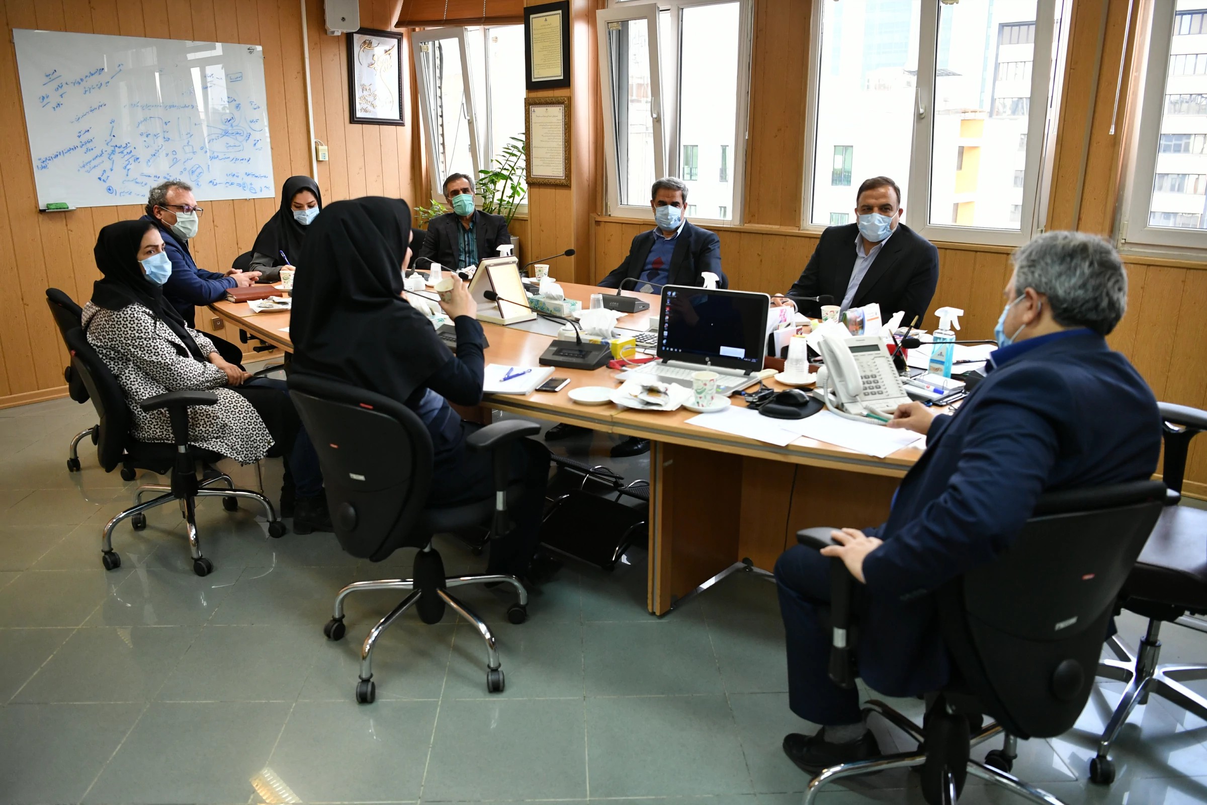 جلسه مدیرعامل با رئیس روابط عمومی شرکت ملی نفت 7