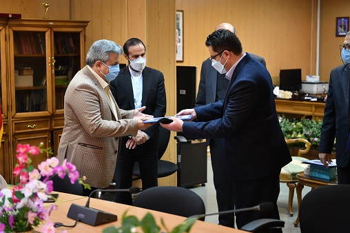 عکس جلسه و شهدا 6