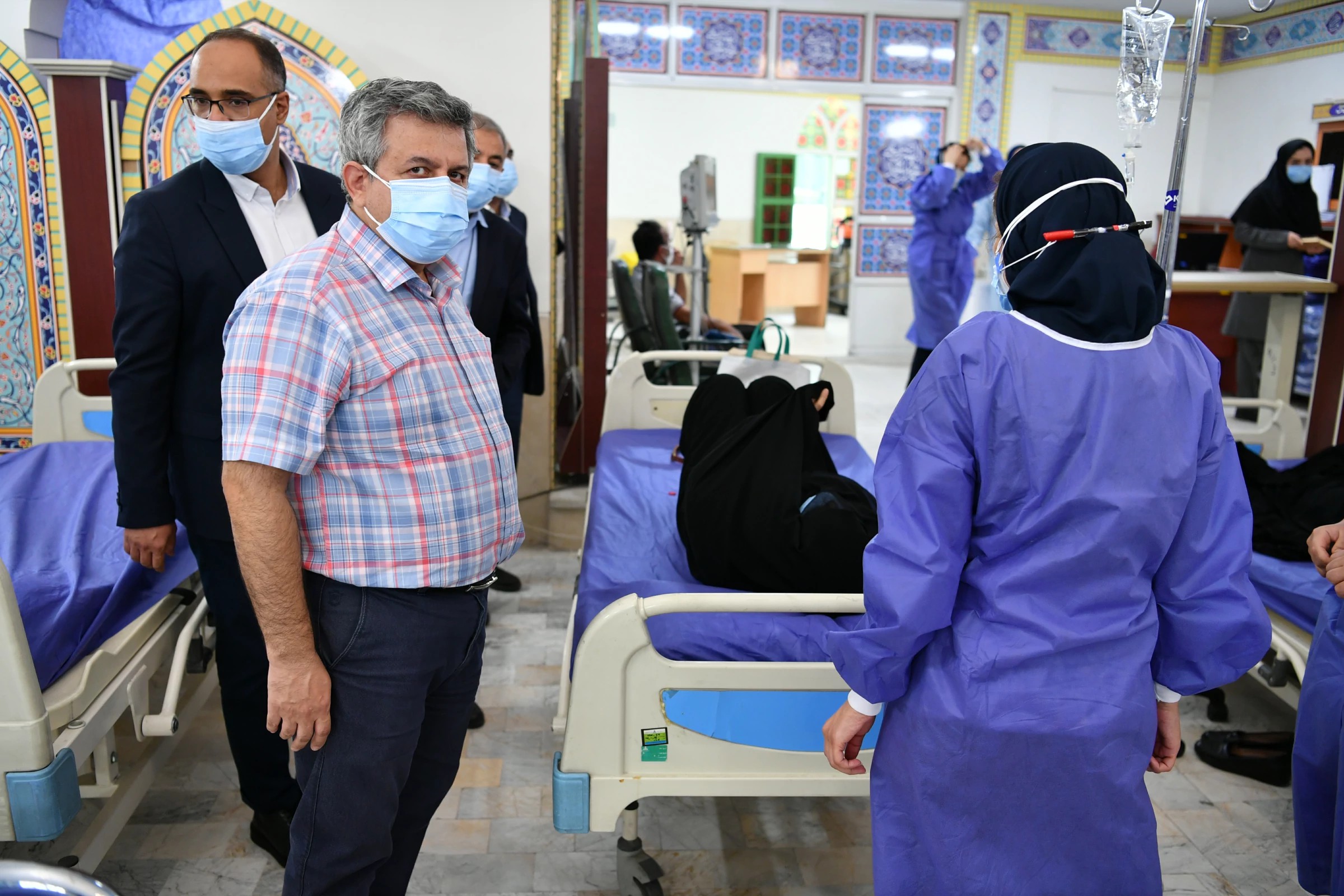 گزارش تصویری بازدید هیات مدیره از بیمارستان 2