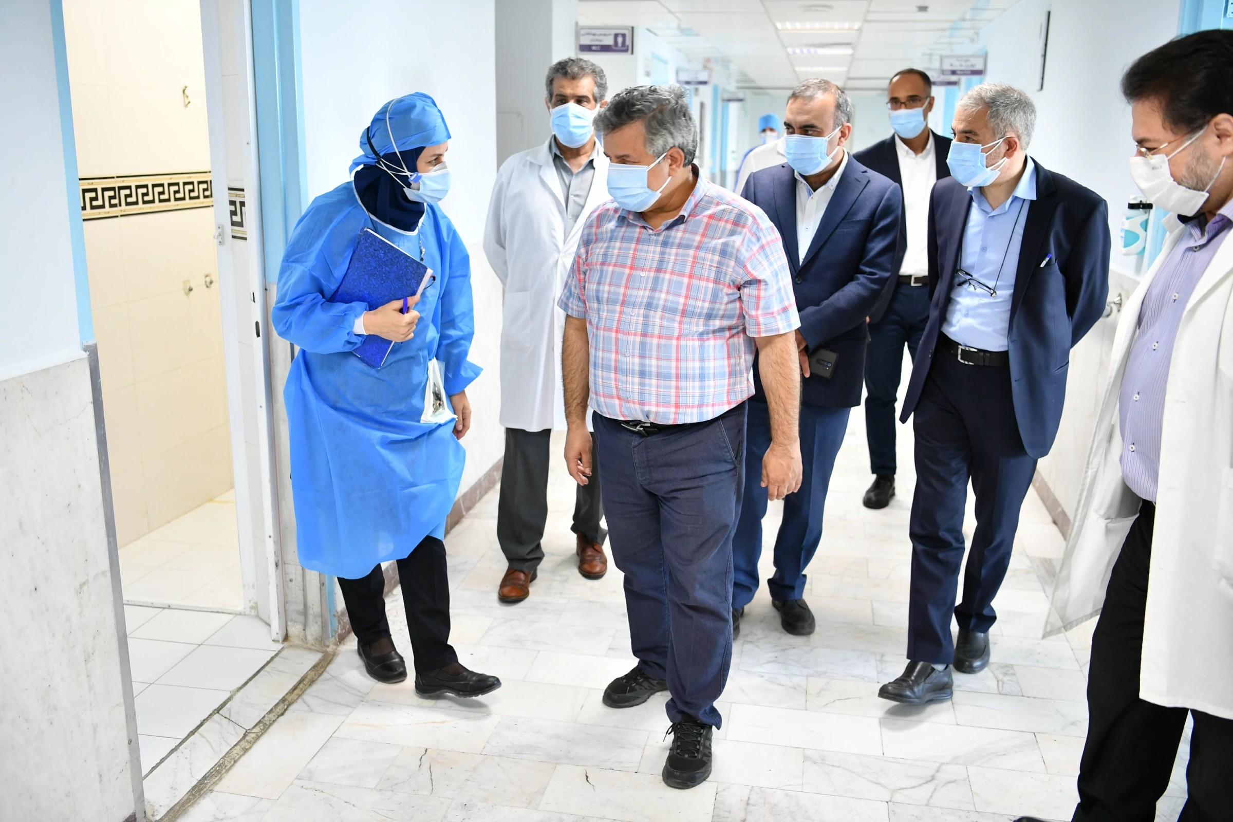 گزارش تصویری بازدید هیات مدیره از بیمارستان 22