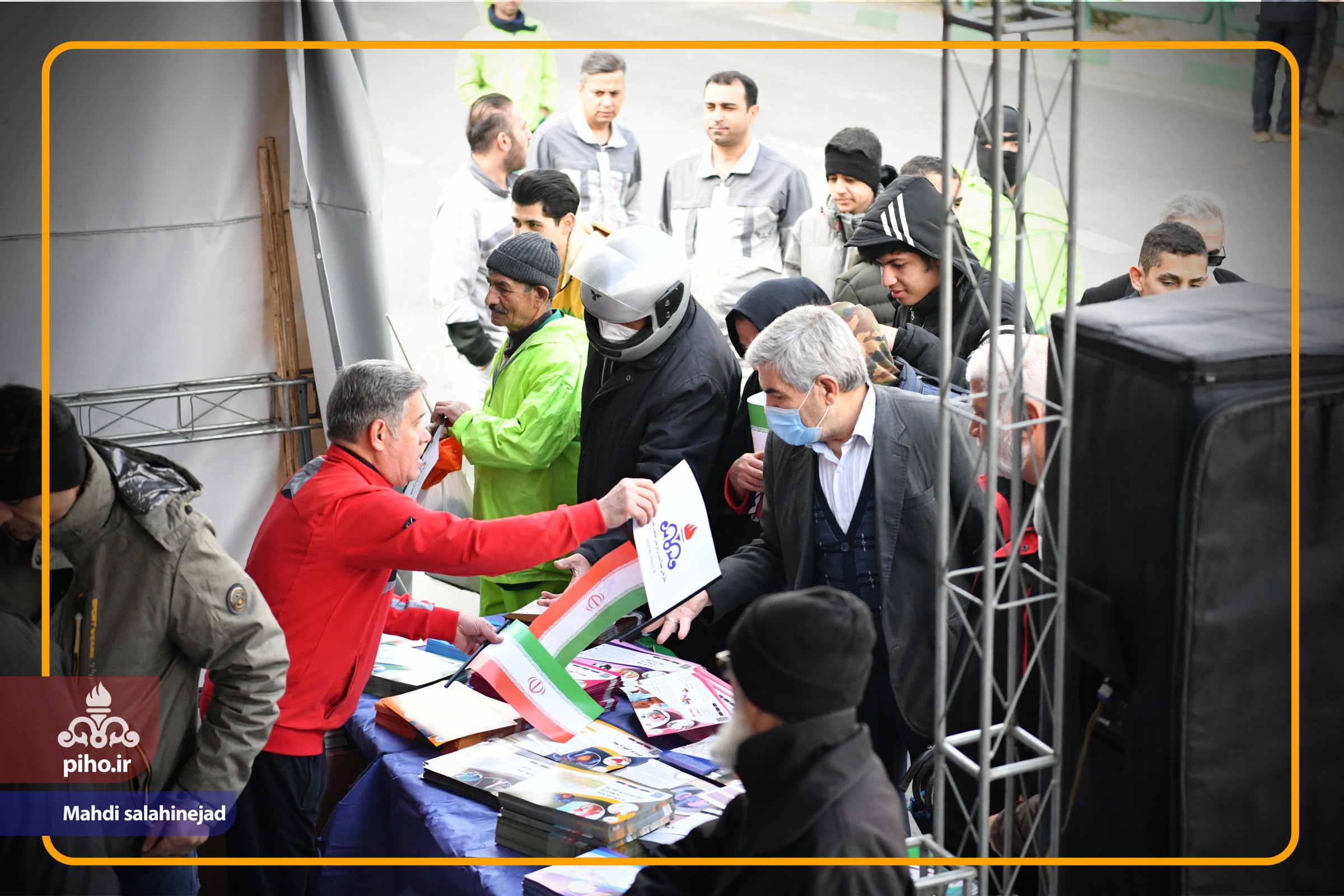 گزارش 22 بهمن  6