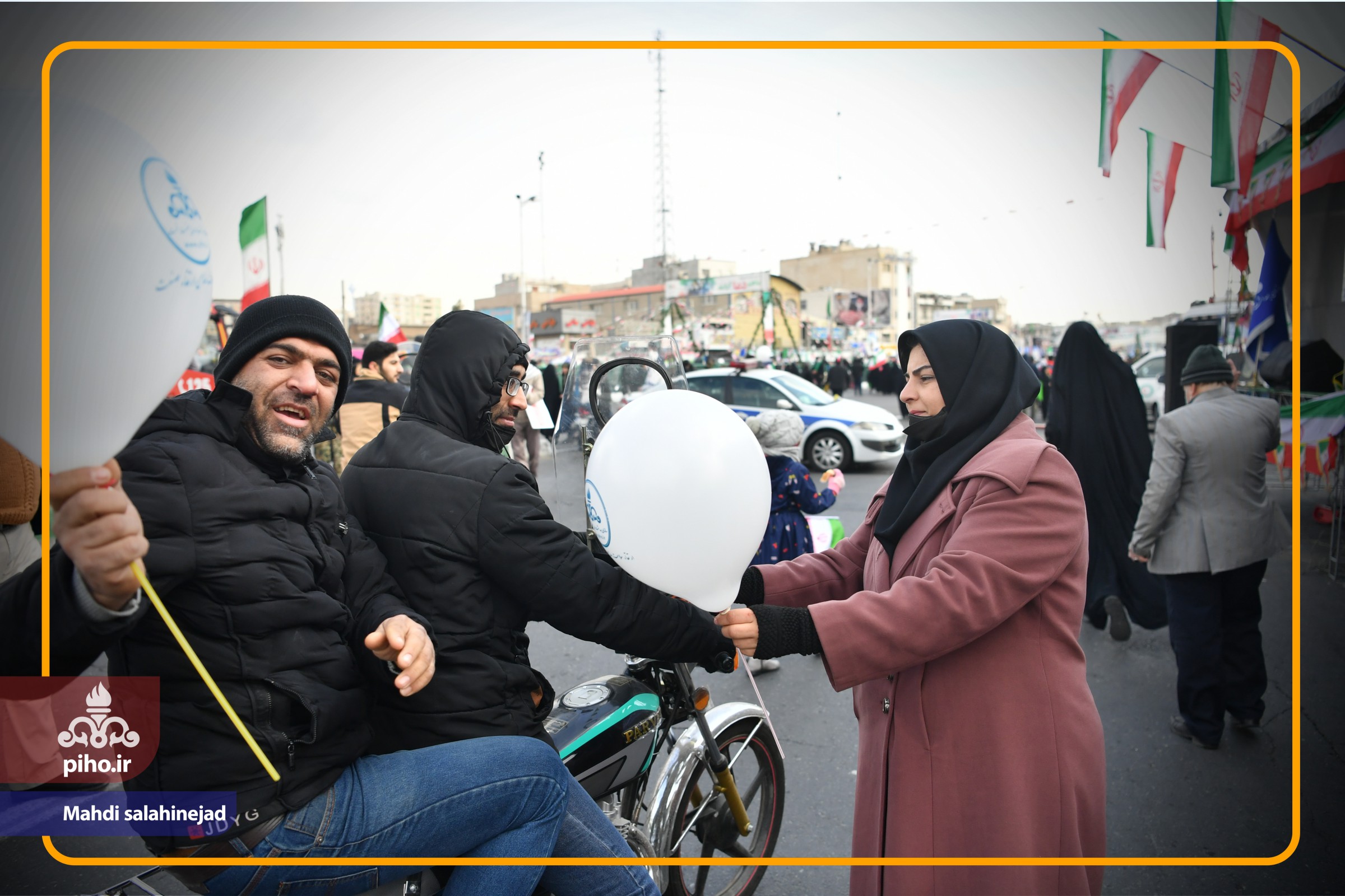 گزارش 22 بهمن  14