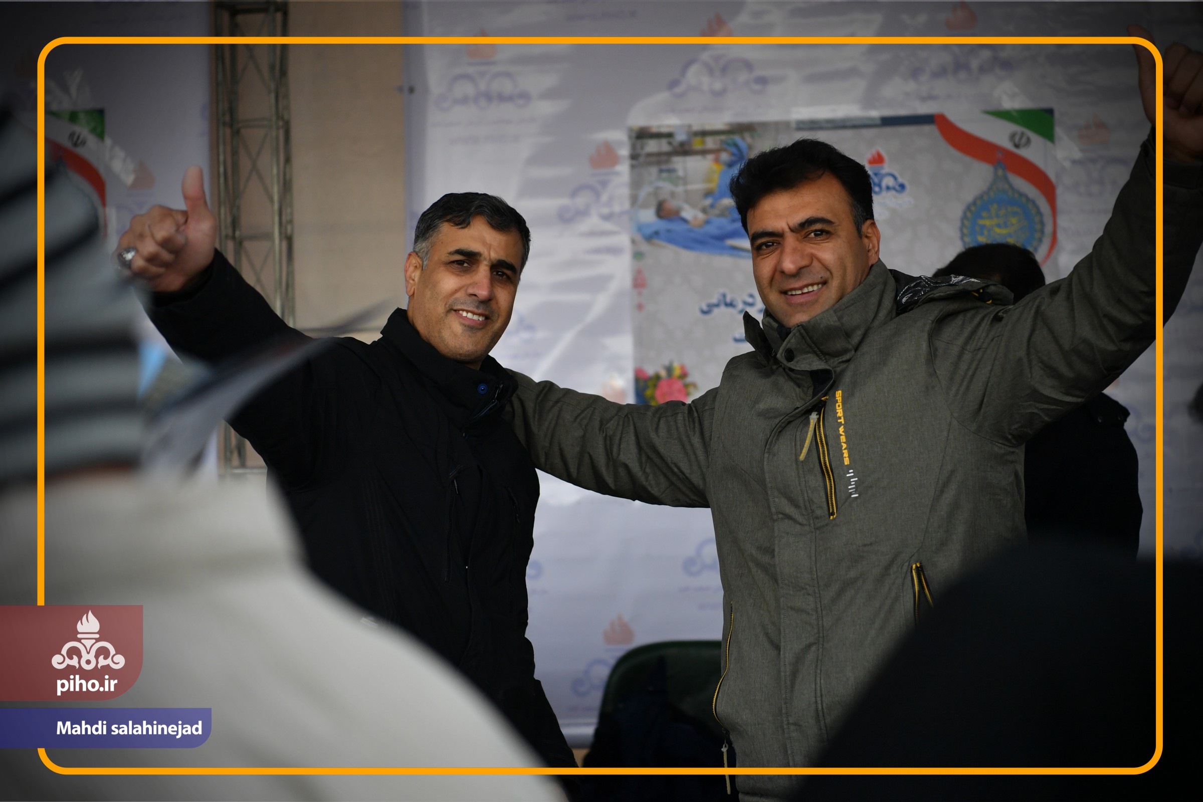 گزارش 22 بهمن  17