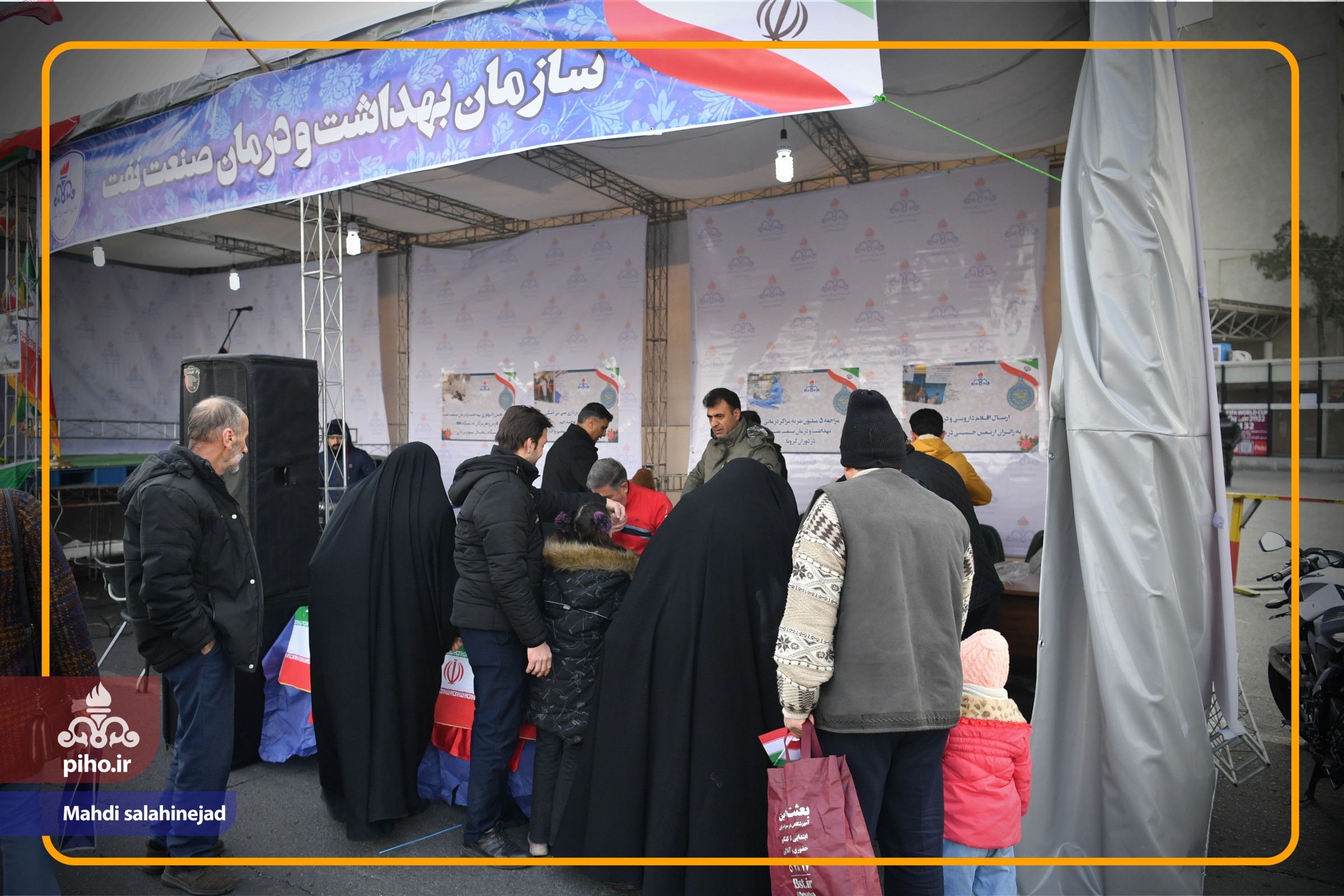 گزارش 22 بهمن  18