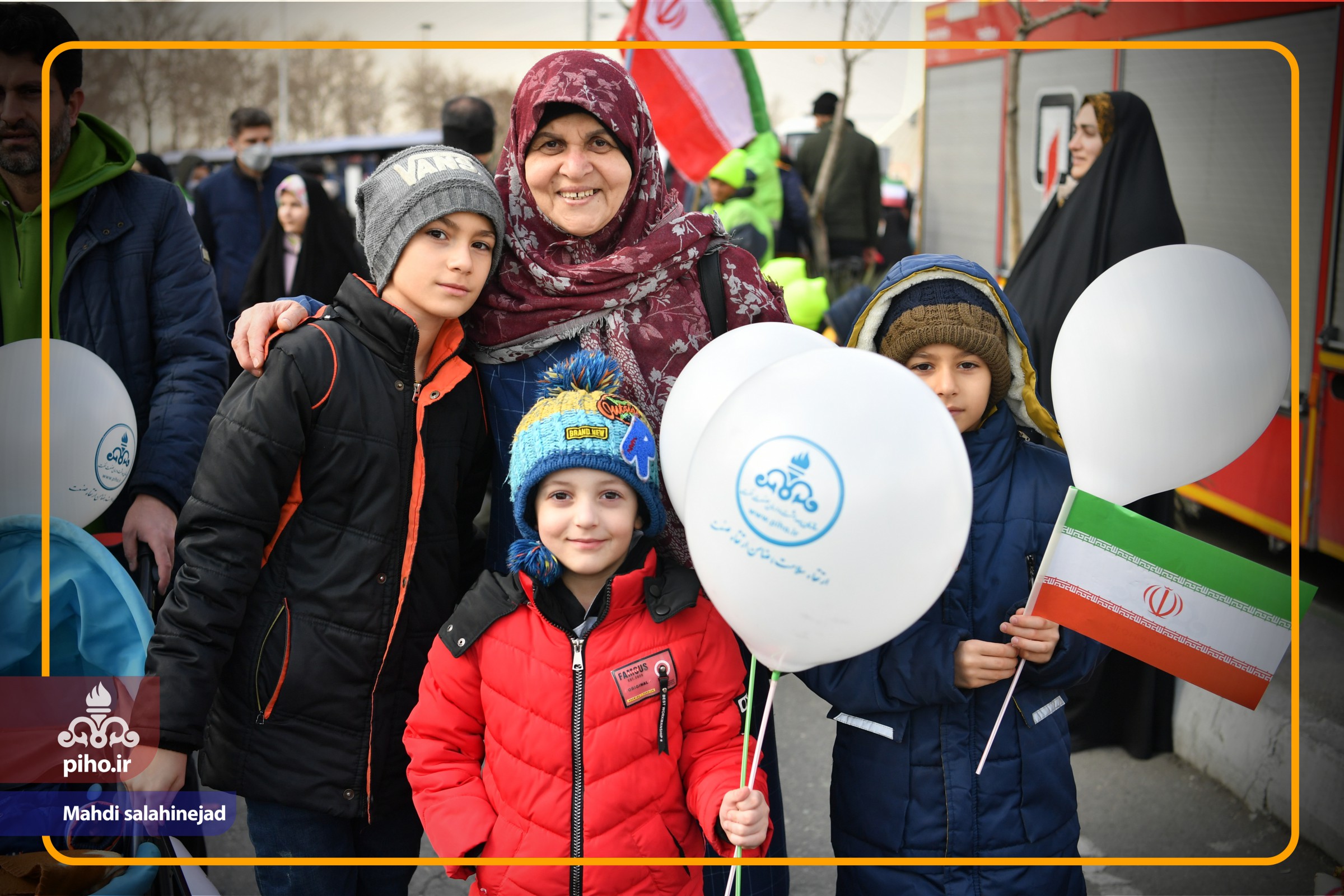 گزارش 22 بهمن  36