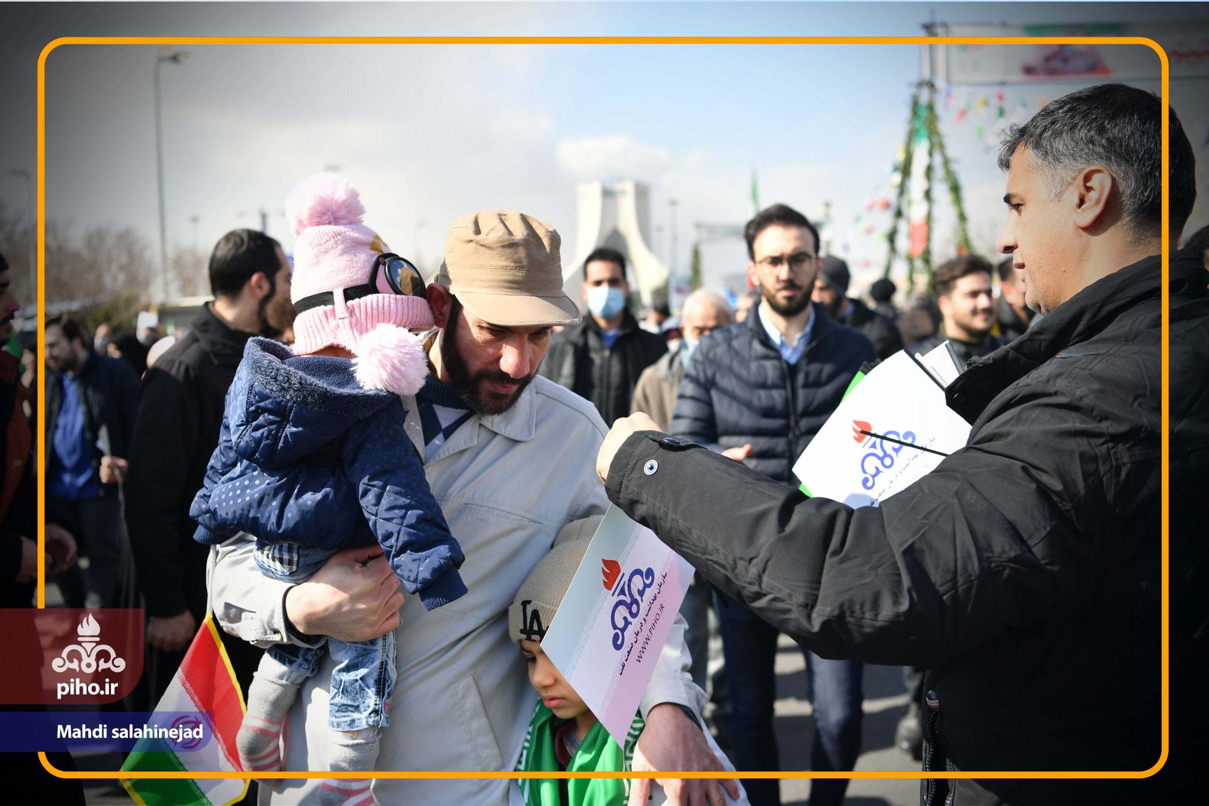 گزارش 22 بهمن  49