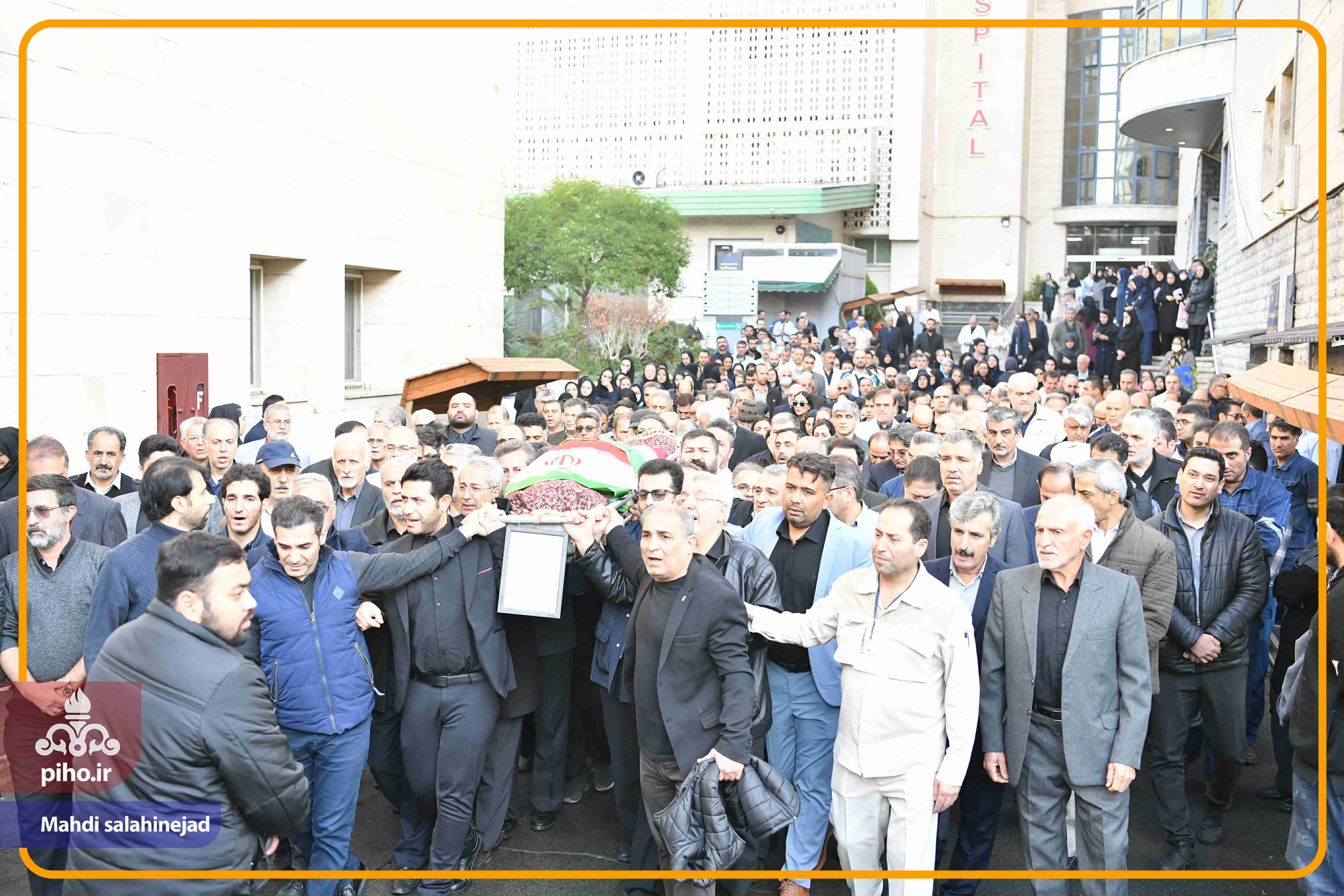 تشییع دکتر قاسم زاده 3