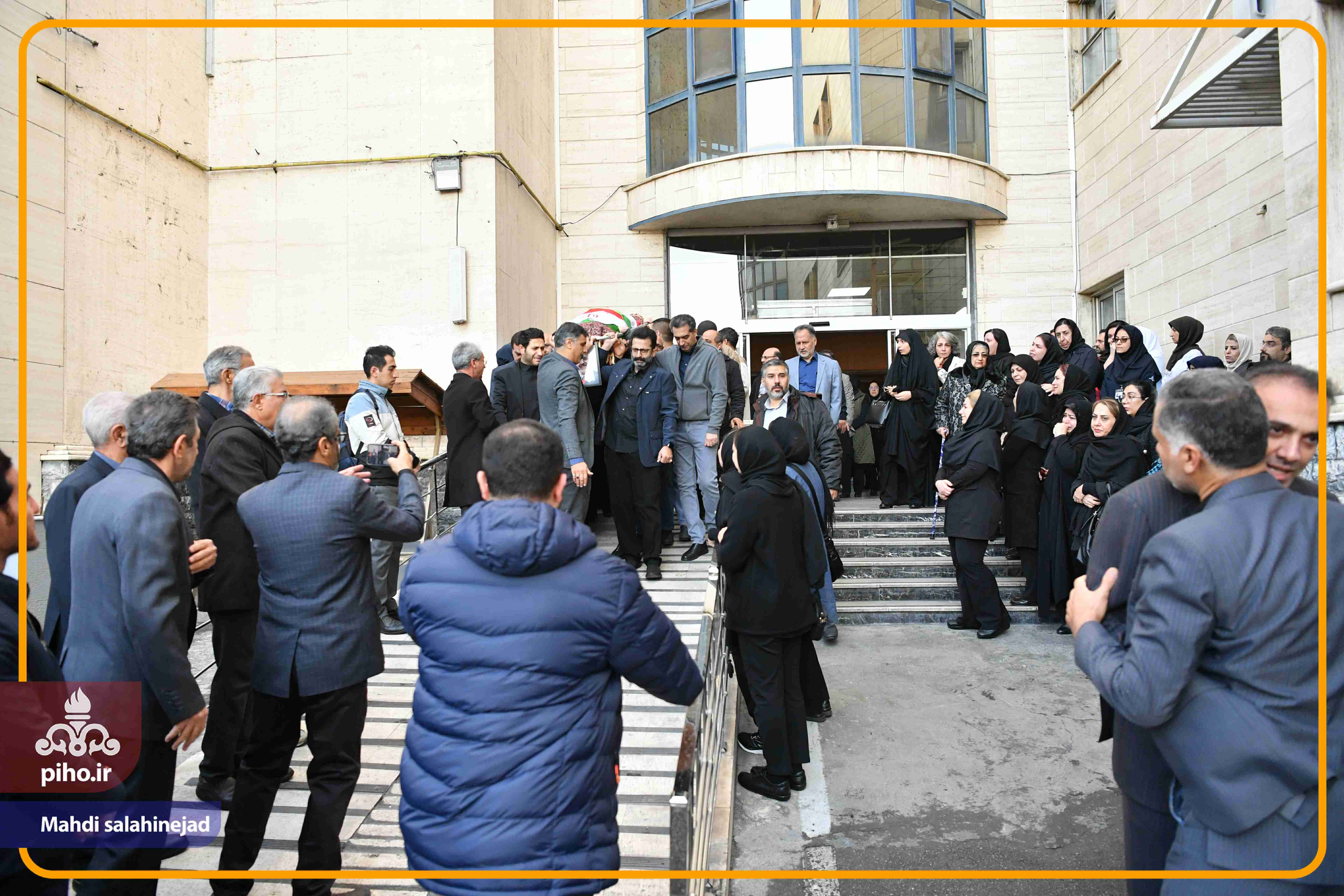 تشییع دکتر قاسم زاده 12