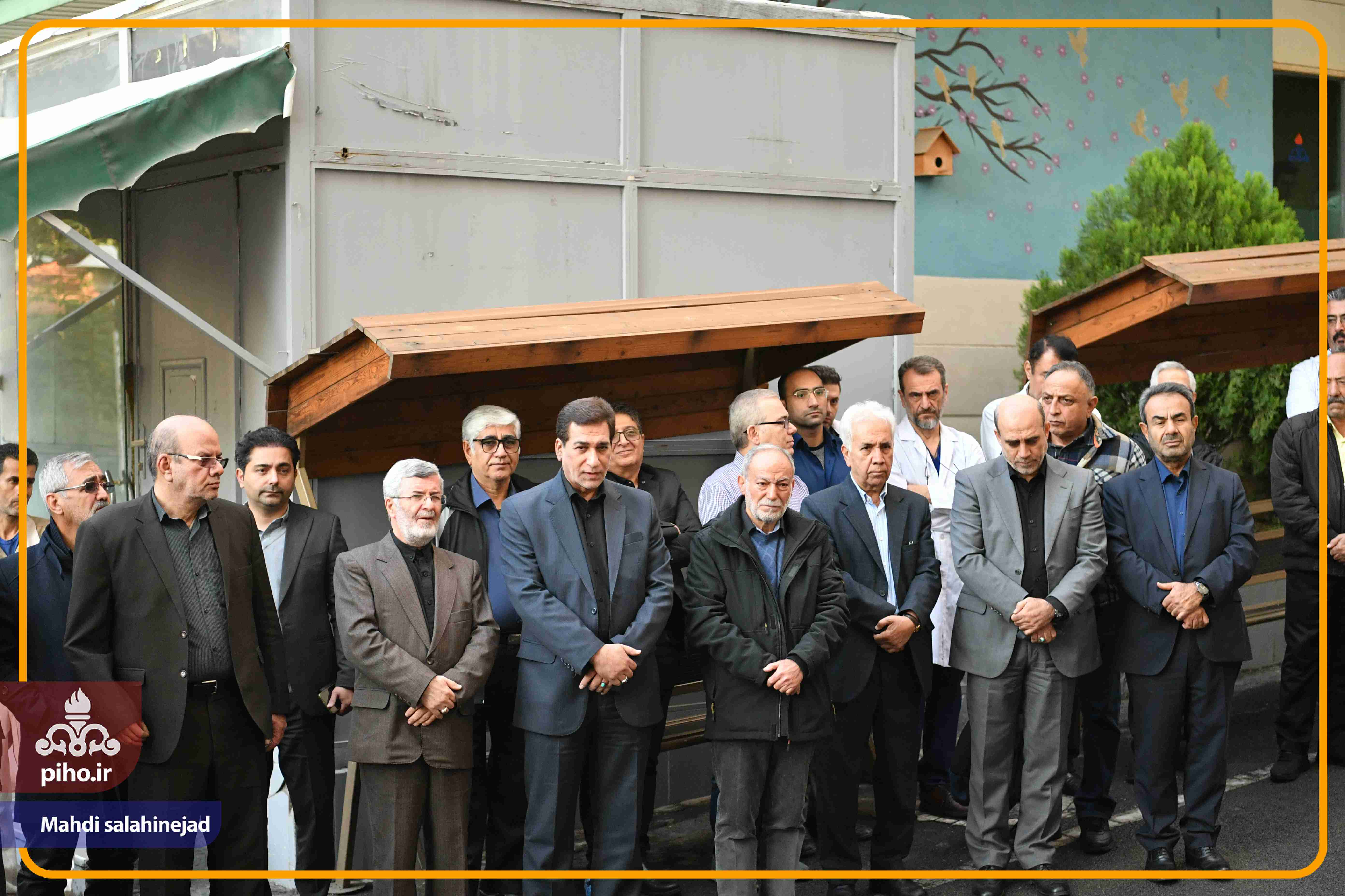 تشییع دکتر قاسم زاده 17