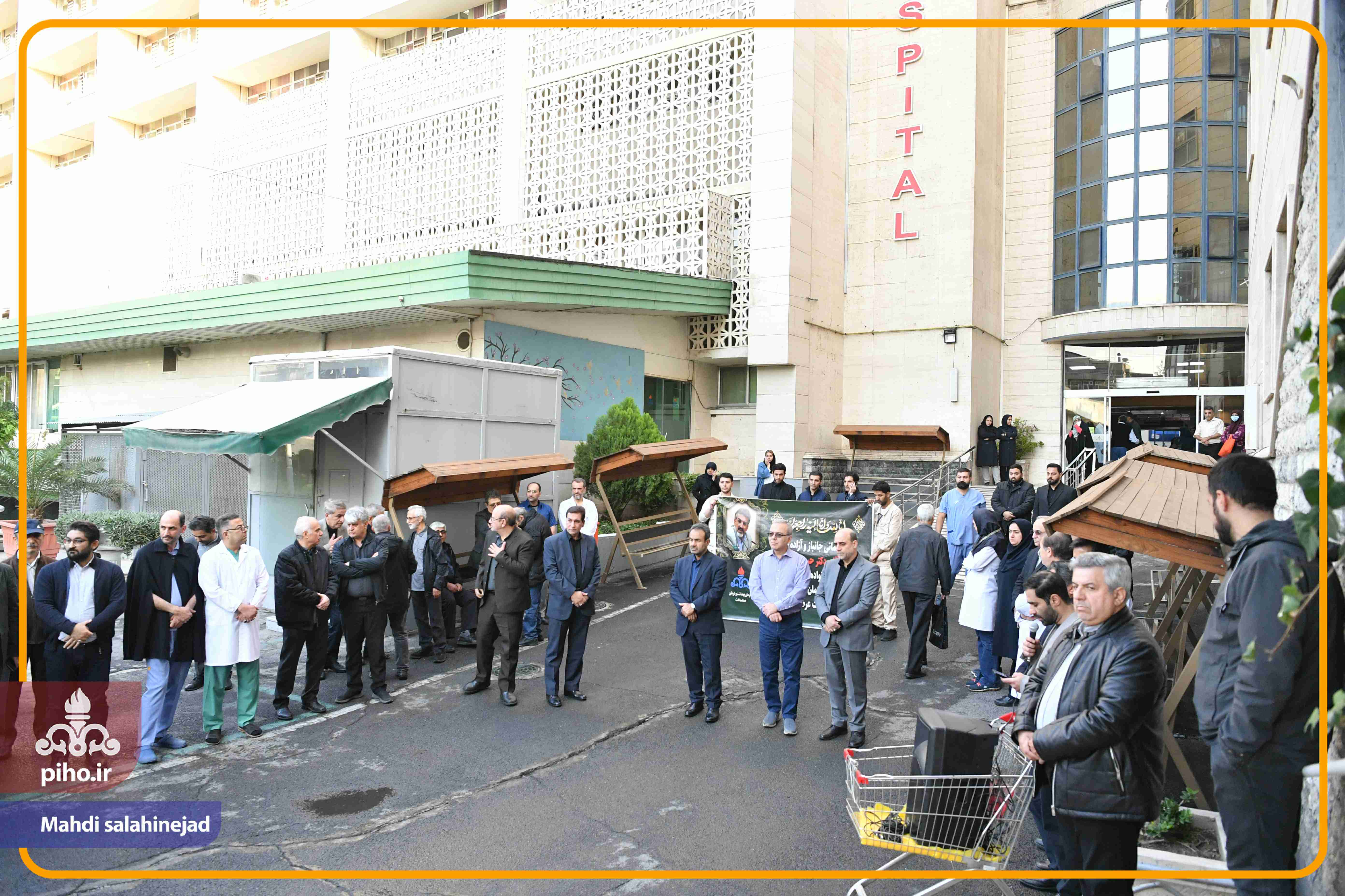 تشییع دکتر قاسم زاده 24