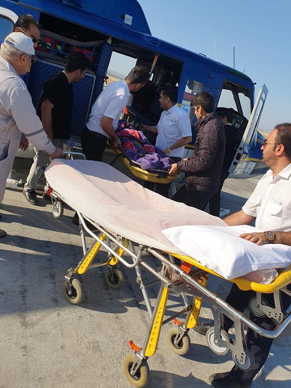 انتقال هوایی مصدوم سکوی دریایی پارس جنوبی به بیمارستان نبی اکرم(ص) عسلویه 2