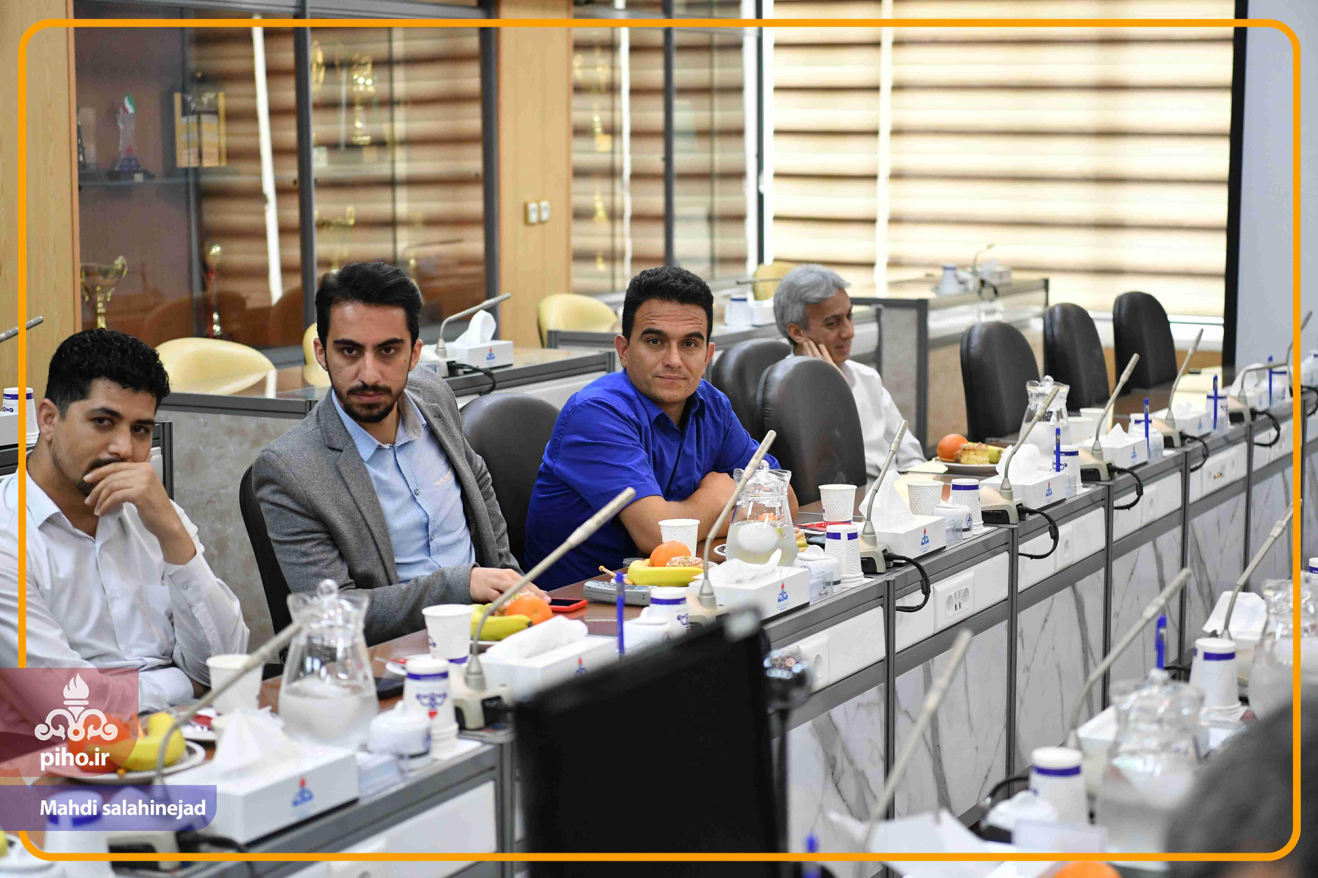 نشست روز کارگر 4