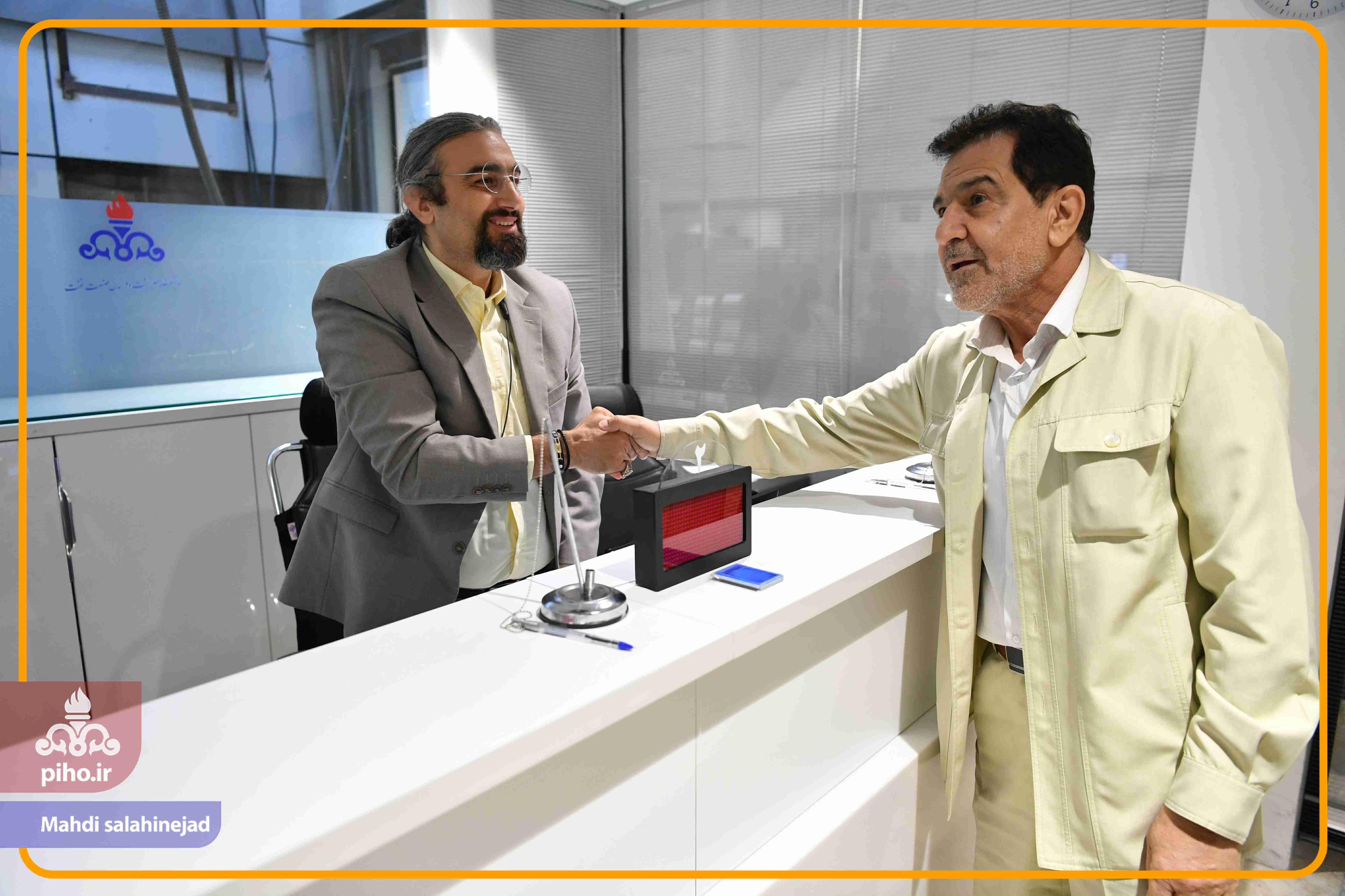 بازدید دکتر شجاع بیمارستان تهران 80