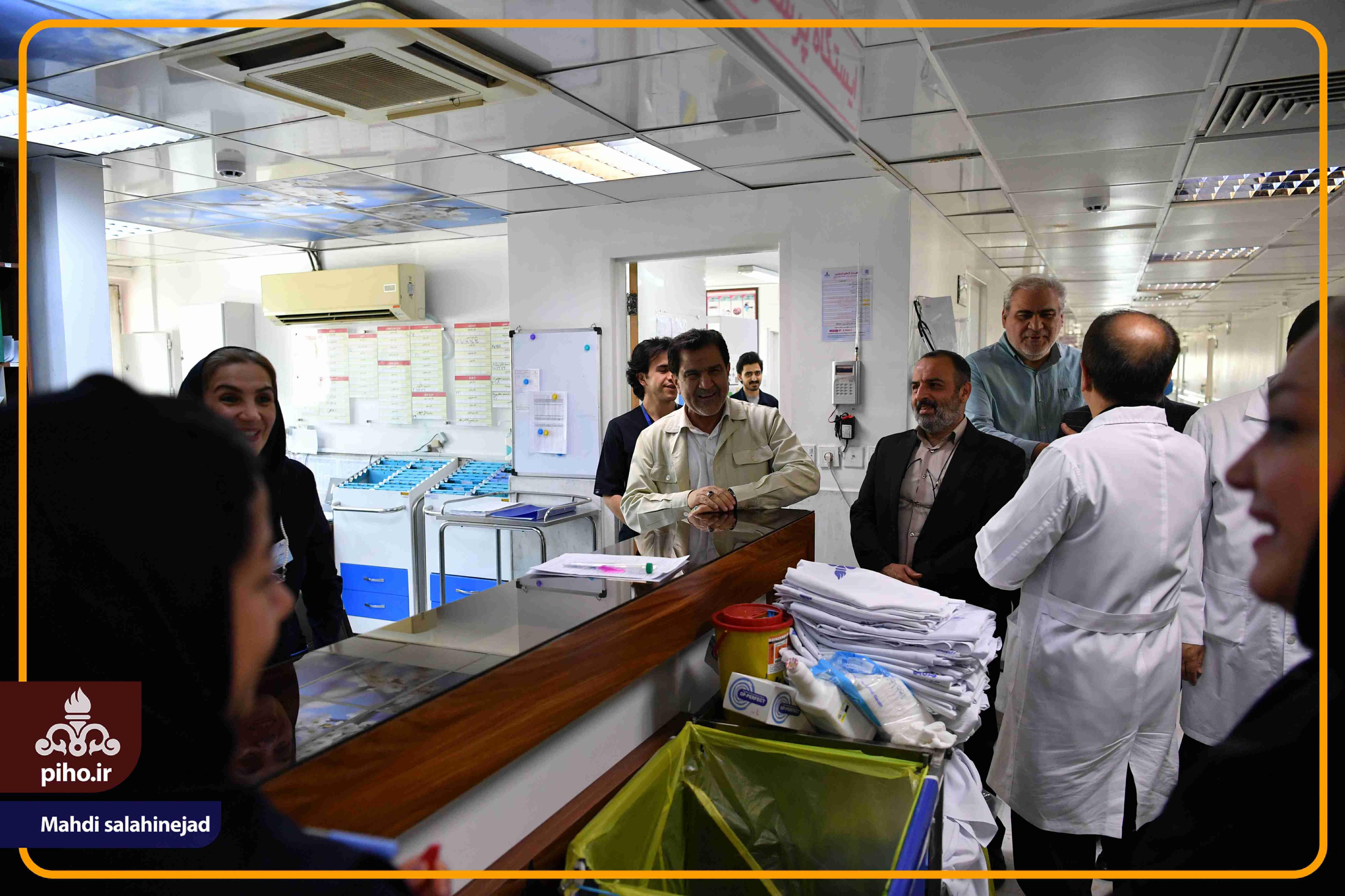 بازدید دکتر شجاع بیمارستان تهران 61