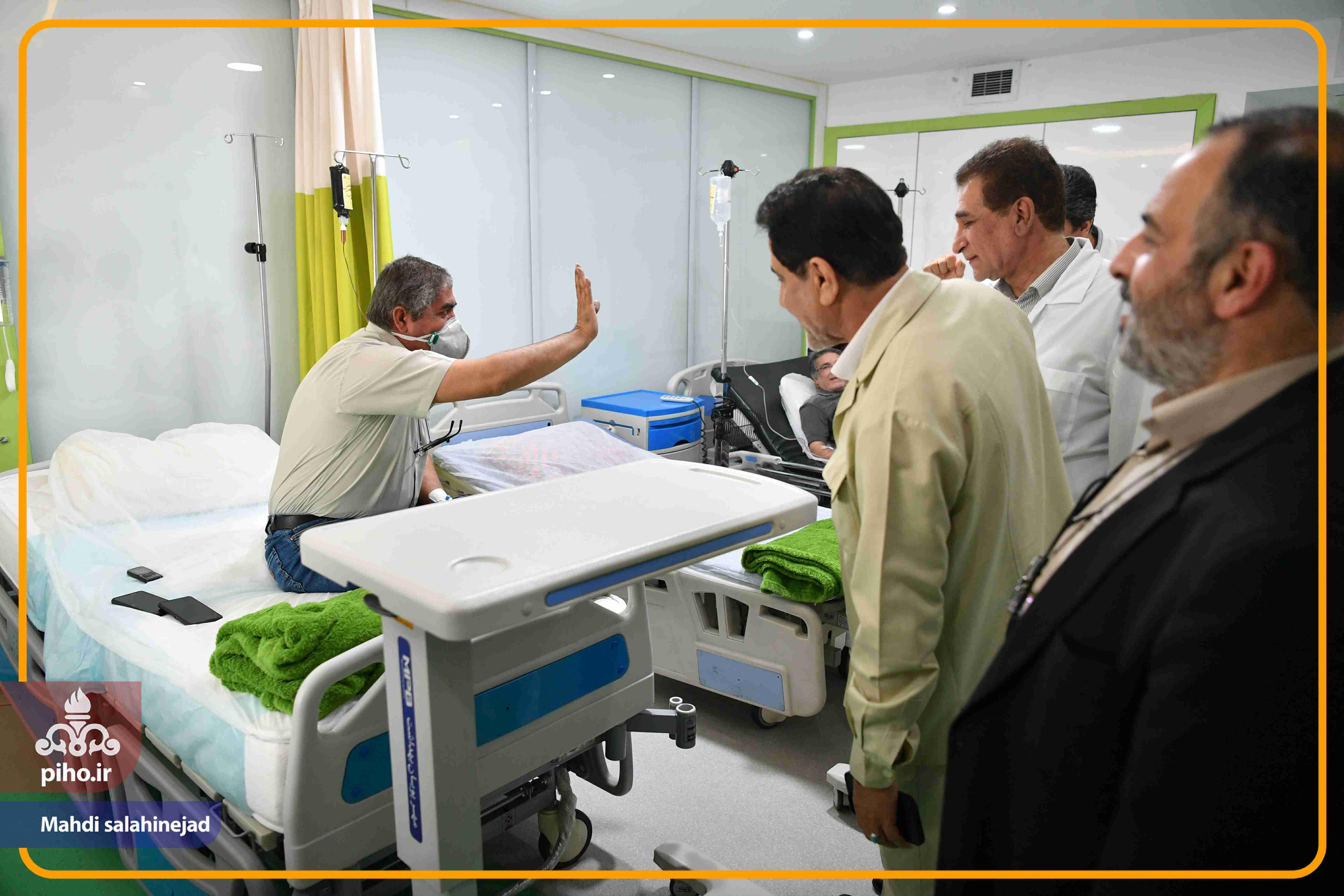 بازدید دکتر شجاع بیمارستان تهران 7