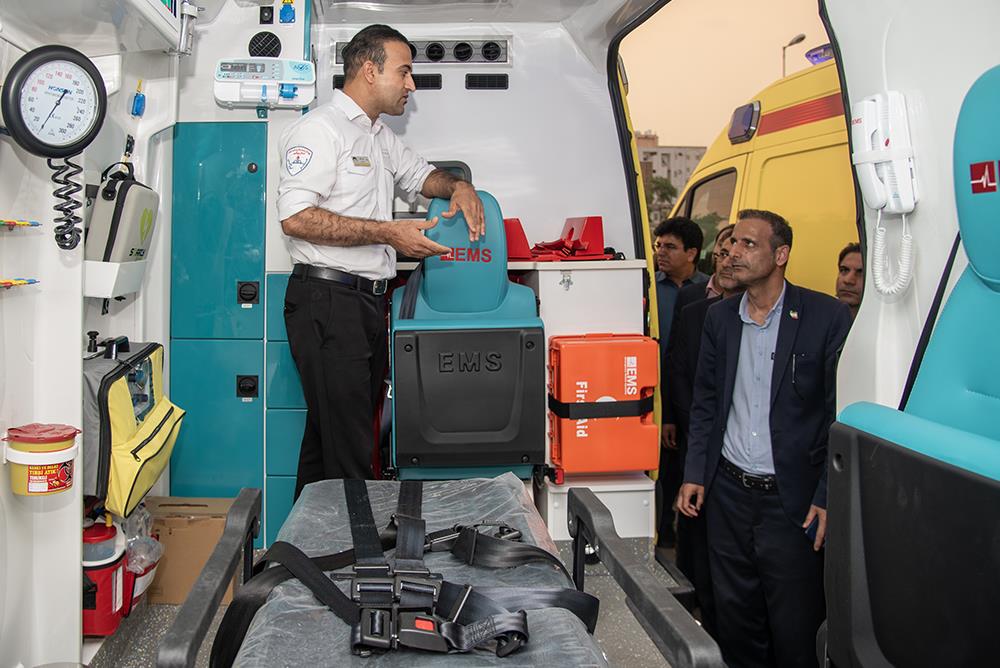 رونمایی از آمبولانس ها 2