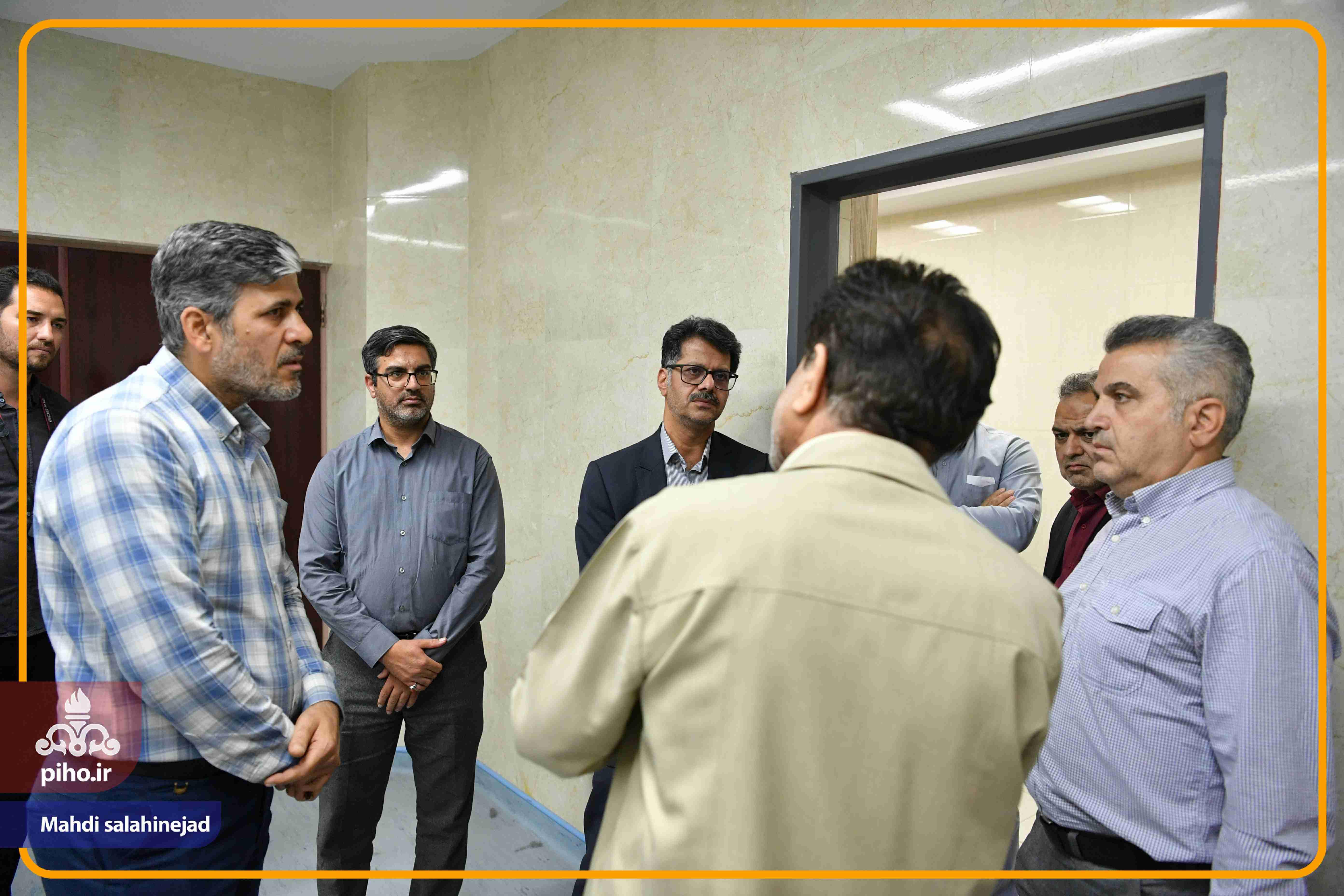 عکس بازدید مدیرعامل سازمان از مرکز سلامت خانواده قم  7