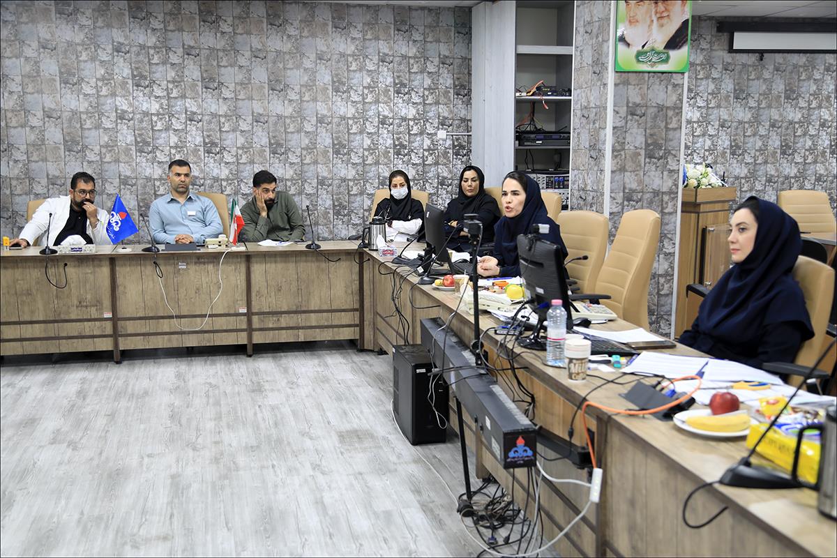 چالش های اداری کارکنان منطقه فارس با حضور رییس امور اداری سازمان بررسی شد 14