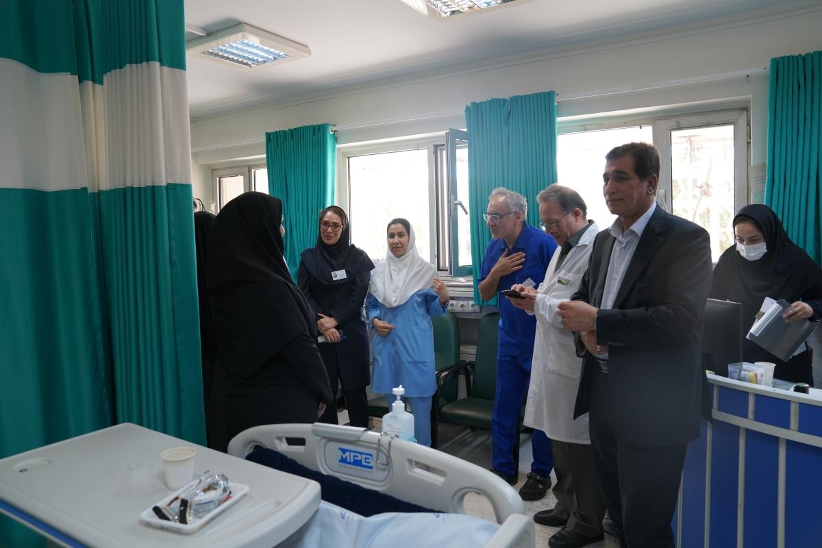 اهدای گل پرستار 1404 40