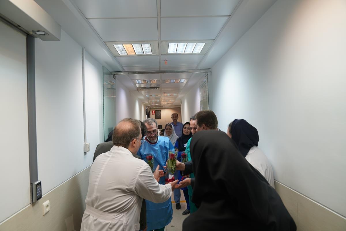 اهدای گل پرستار 1404 14