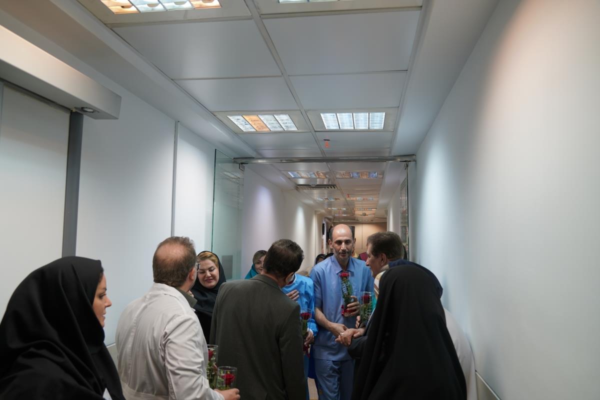 اهدای گل پرستار 1404 13