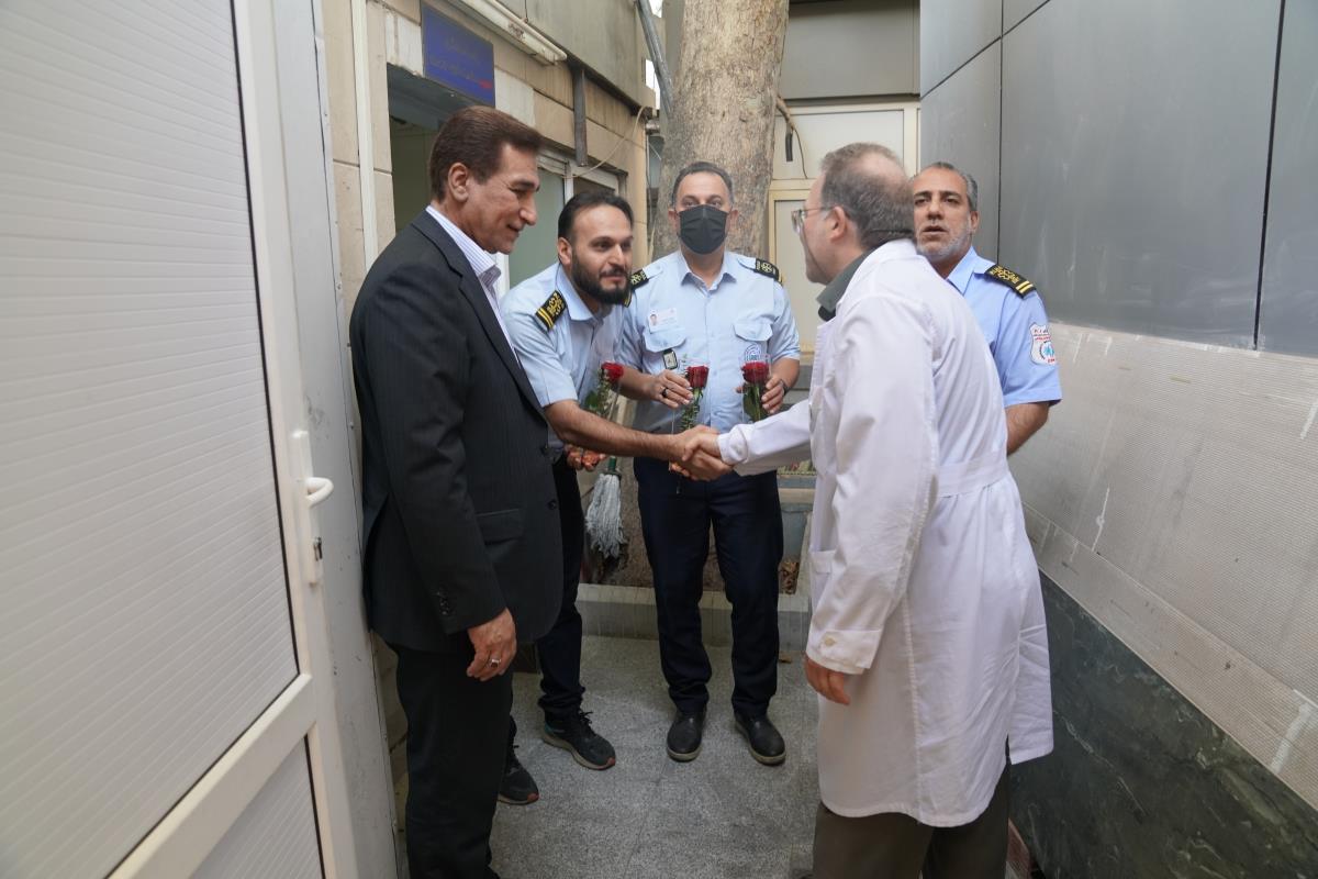 اهدای گل پرستار 1404 5