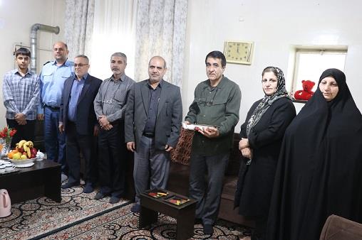 دیدار با خانواده شهدا-هفته بسیج