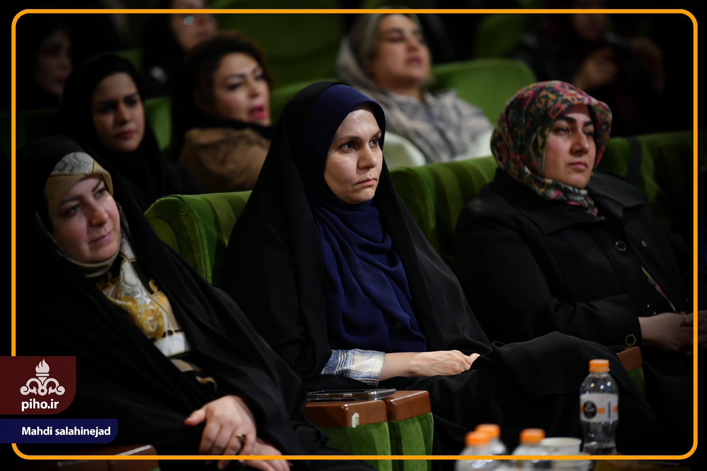 گزارش تصویری محمودآباد / بانوان سرپرست خانواده 16