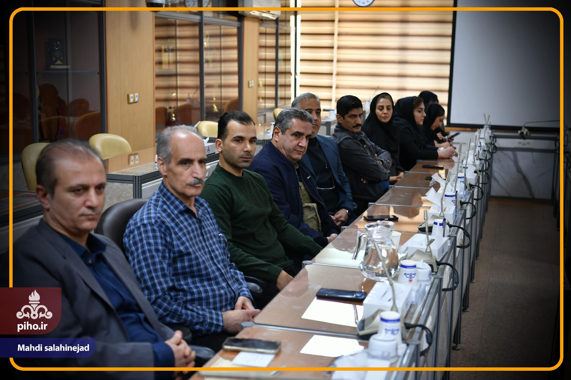 گرامیداشت روز حسابدار  13