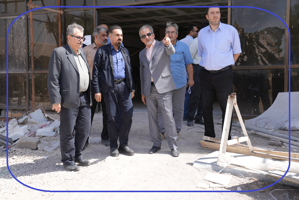 بازدید ابوحمزه و مدیرعامل پالایشگاه از پروژه بیمارستان جدید 7