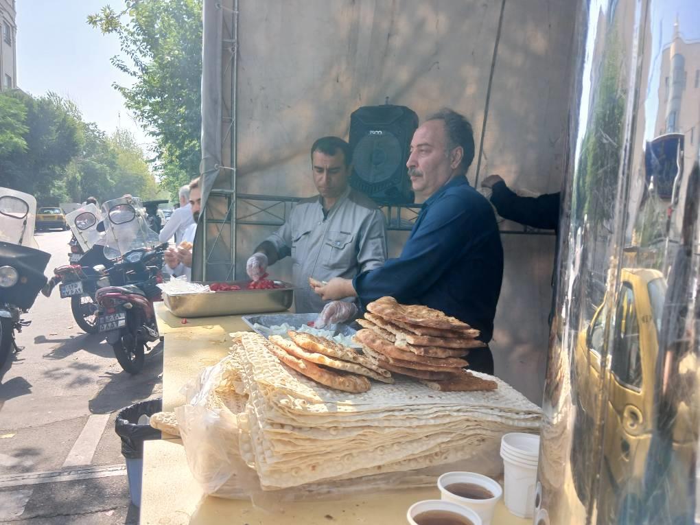 محرم 1405 12