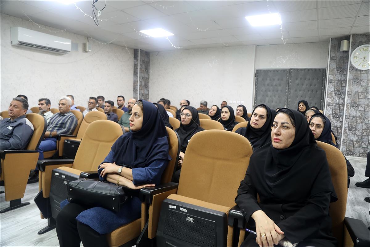 تقویت ضوابط اداری در بهداشت و درمان صنعت نفت فارس با برگزاری دوره آموزشی «آشنایی با گزینش» 10