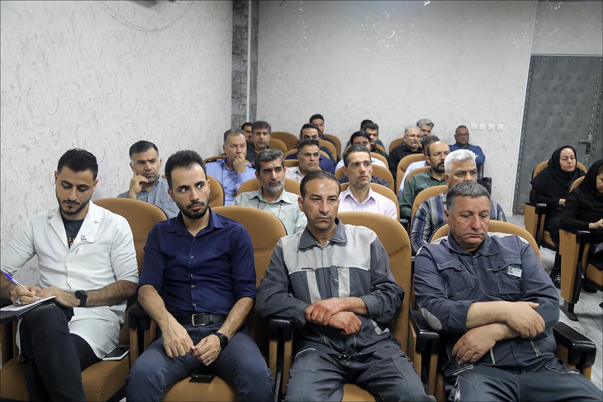 تقویت ضوابط اداری در بهداشت و درمان صنعت نفت فارس با برگزاری دوره آموزشی «آشنایی با گزینش» 8