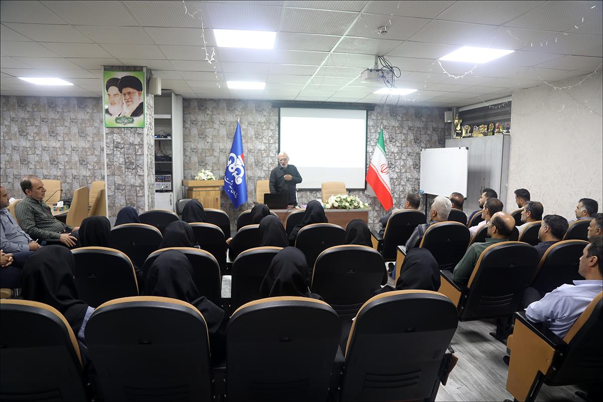 تقویت ضوابط اداری در بهداشت و درمان صنعت نفت فارس با برگزاری دوره آموزشی «آشنایی با گزینش» 2