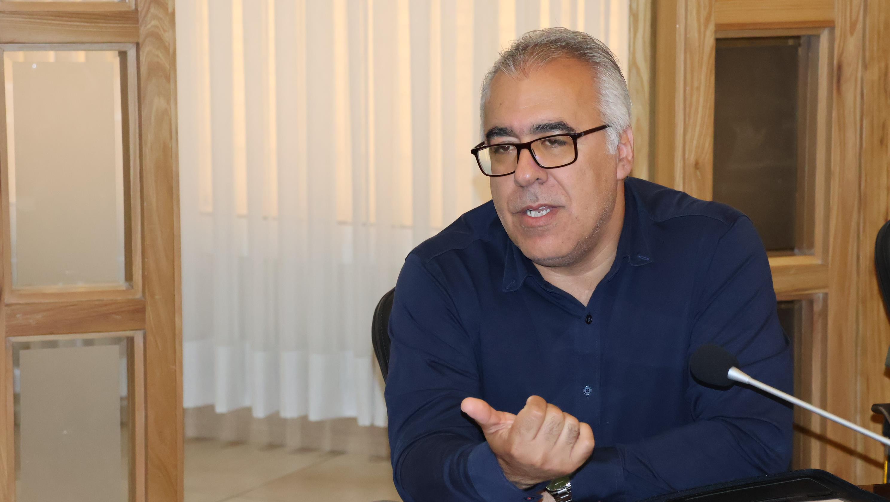 زایرسرا 16