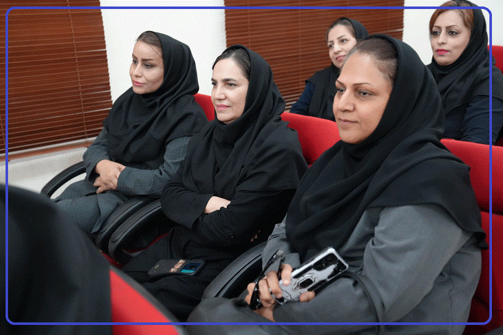 روز کارمند 1405 15