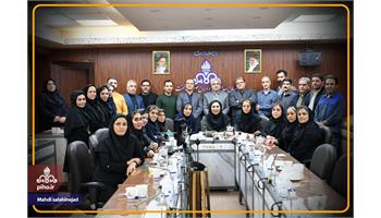 نشست صمیمی مدیر امور مالی سازمان با کارکنان حوزه  مدیریت مالی سازمان: بررسی چالش‌ها و نقش محوری حسابداران